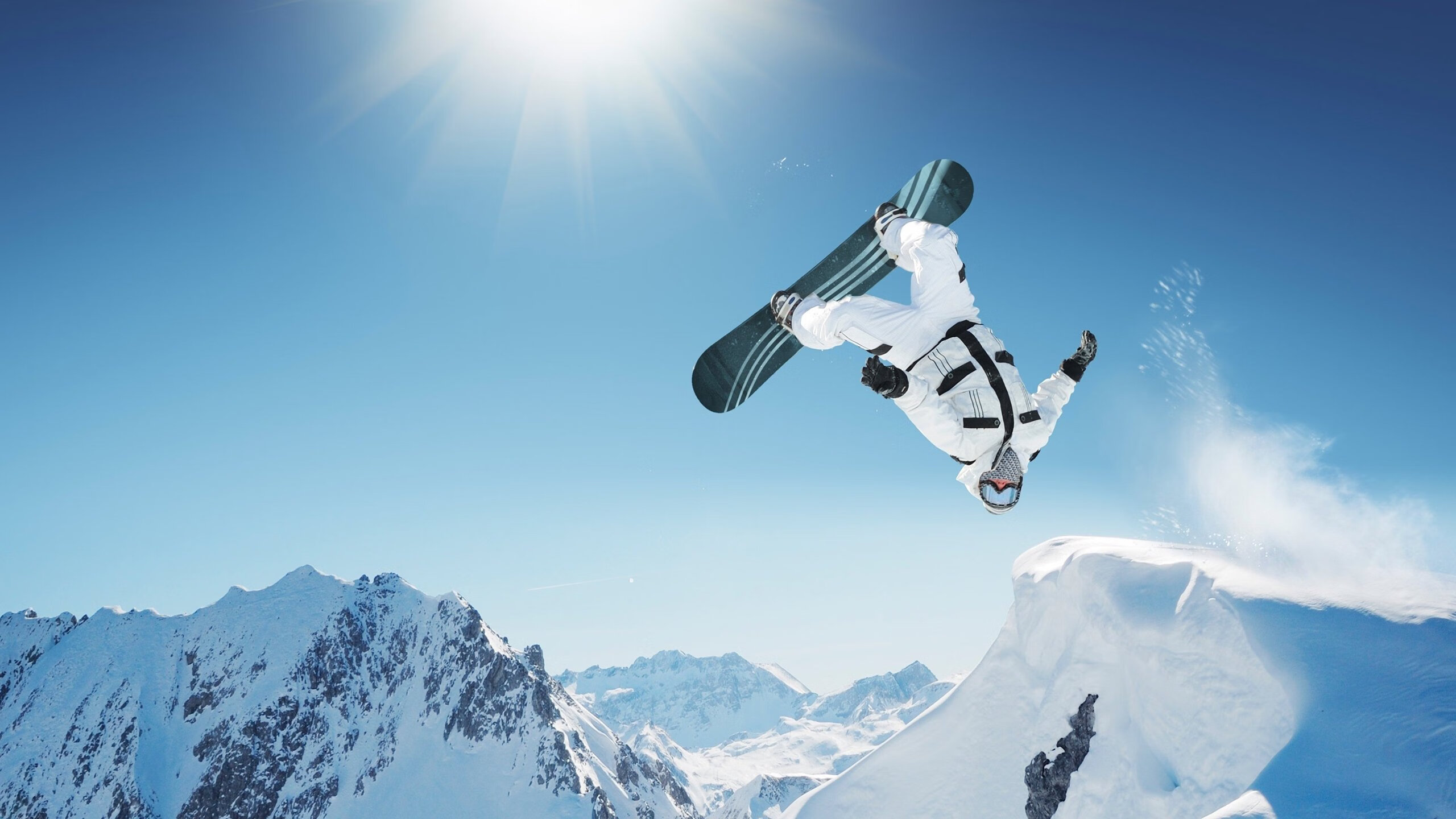 开云体育官网-孔德一锤定音！法兰西惊险闯关，阿尔及利亚的悲情与坚韧