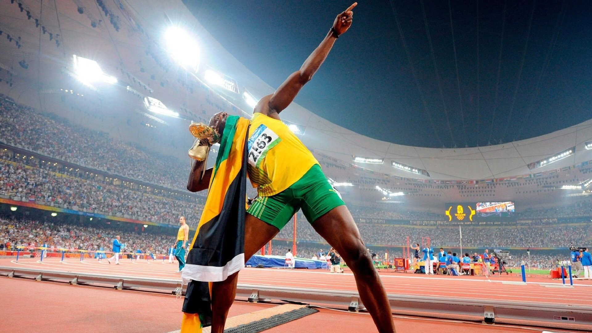 英格拉姆季后赛之夜炸裂演出!赛后评分拉满,鹈鹕逆袭之路由此开启?